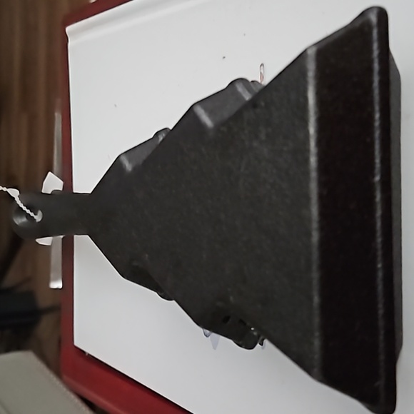 Mini Cast Iron Christmas Tree Skillet Pan Pancakes Cookies - Picture 2 of 2